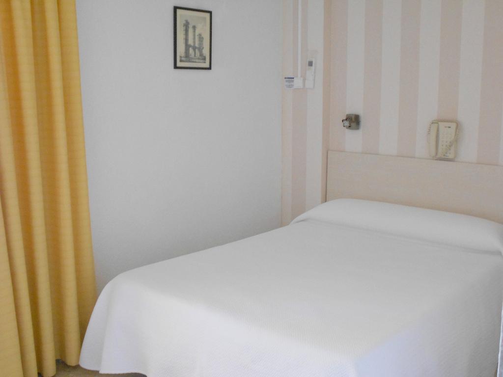 Hotel Tramontana Benicassim Phòng bức ảnh